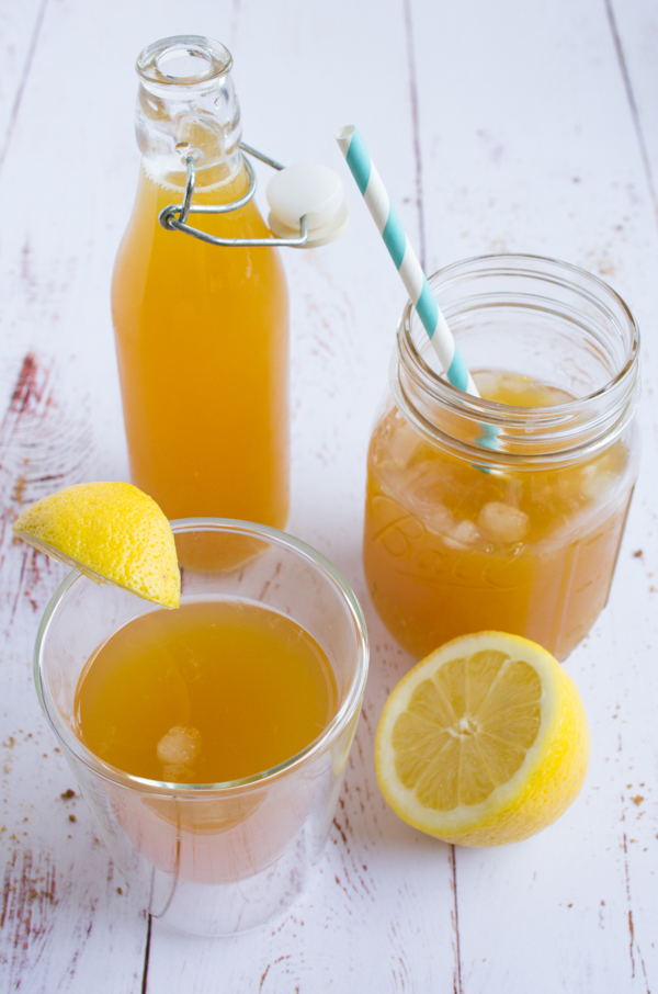 Recette de limonade légère au citron et fleur d'oranger boisson rafraichissante pour l'été